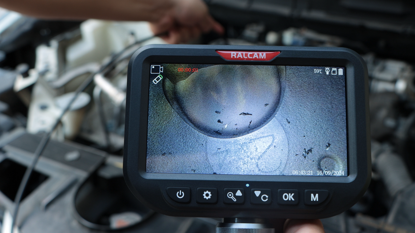 H4B endoscope camera used in vehicle engine maintenance